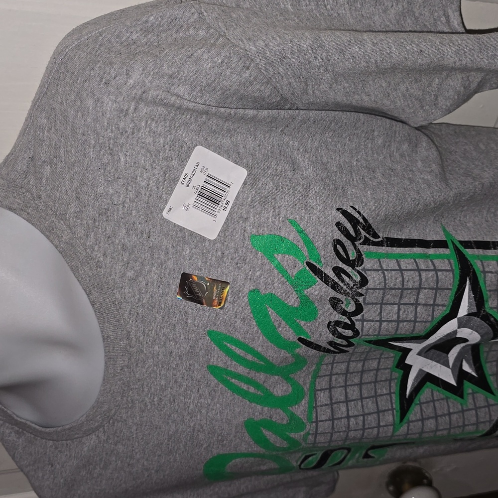 NWT Dallas Stars T-Shirt NHL Hockey Tee - Picture 2 of 3